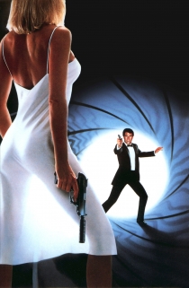 007:黎明生机电影海报